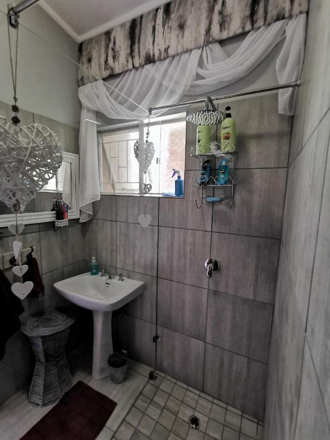 Stew S Room Polokwane Extérieur photo