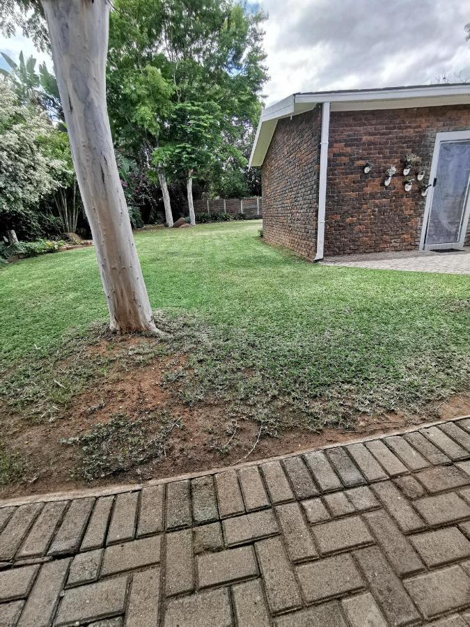 Stew S Room Polokwane Extérieur photo